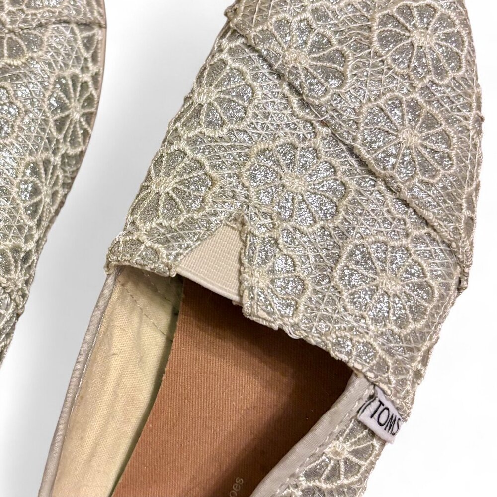 TOMS Floral Crochet Glitter Slip-On Shoes - Picture 3 of 9
